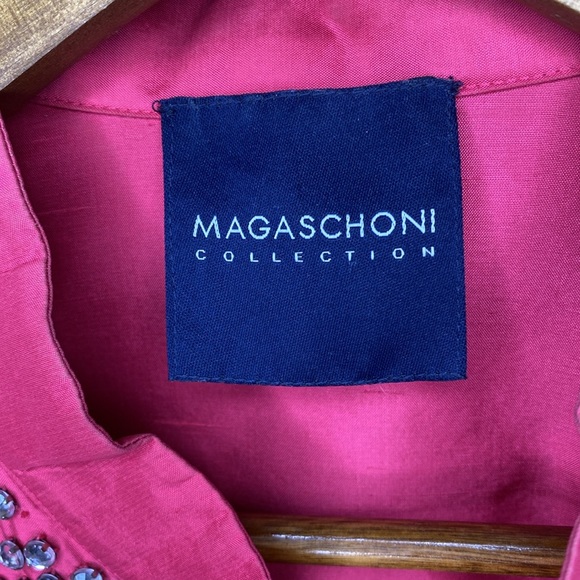 Magaschoni 100% Silksoie Red Bomber Jaket maybe A Large no SZ tag - Picture 3 of 14